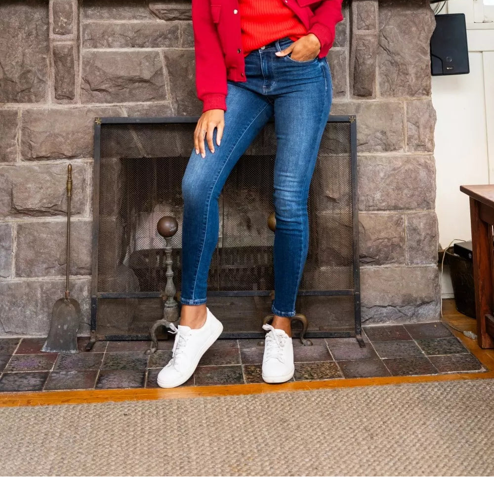 1deabc7653b64761a45df60d47bc6768-Max-Origin