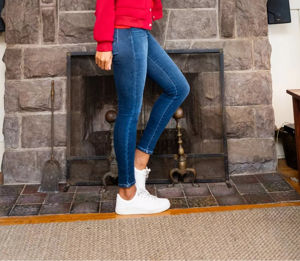 4687be2b05794cdda508b9c746b58f95-Max-Origin