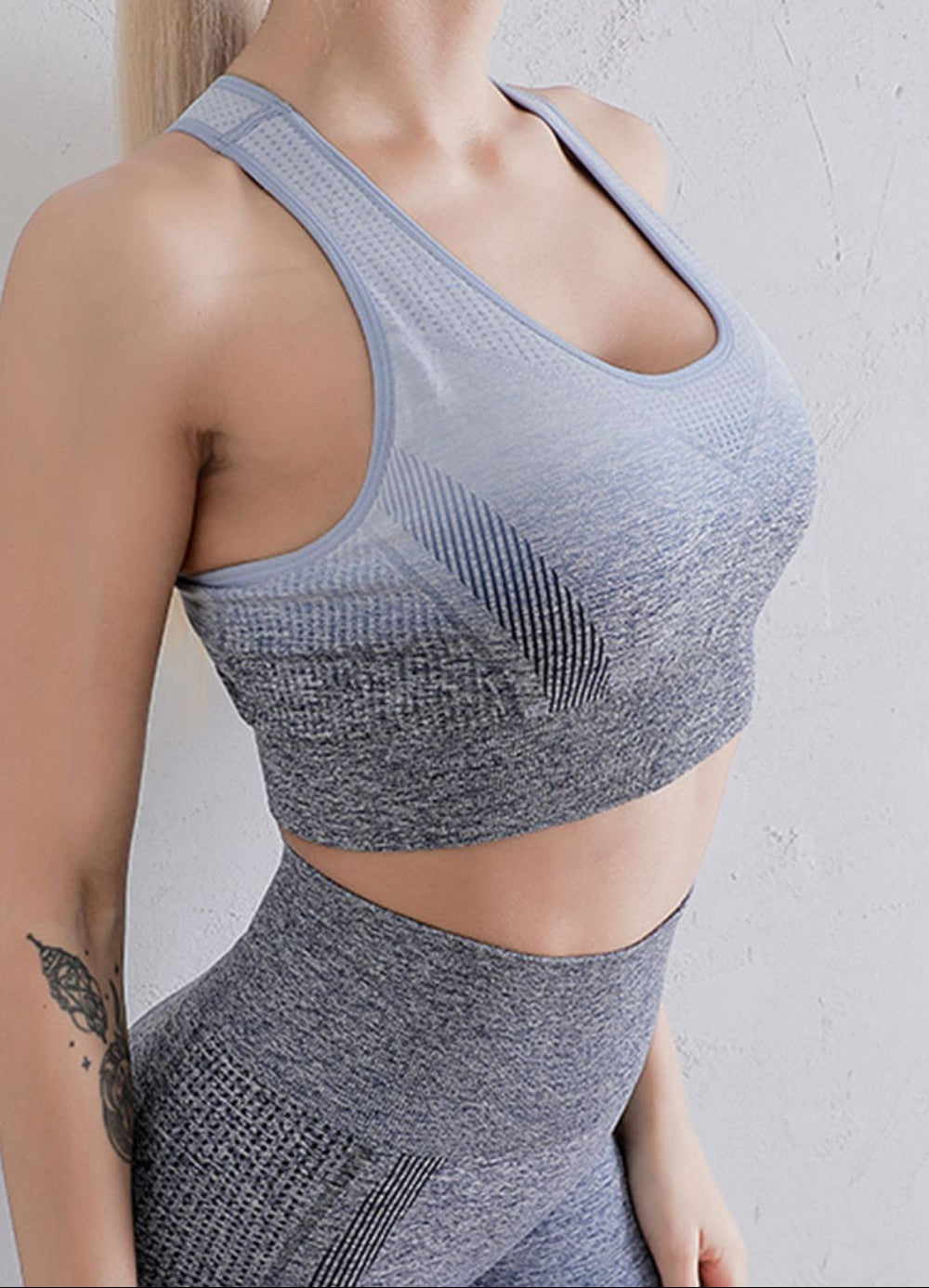 5a727c03e00f422fa7827f84063a8b78-Max