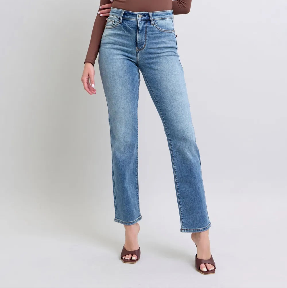 7bde0dcd-3e93-4ce9-bbaa-c8cfa6b2a9a6-Max