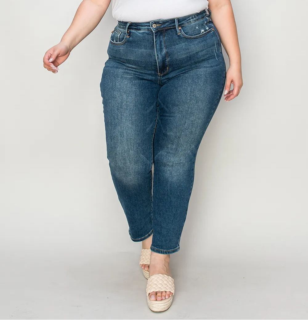 aea8c184-8b6d-4978-889d-957b40878fc1-Max