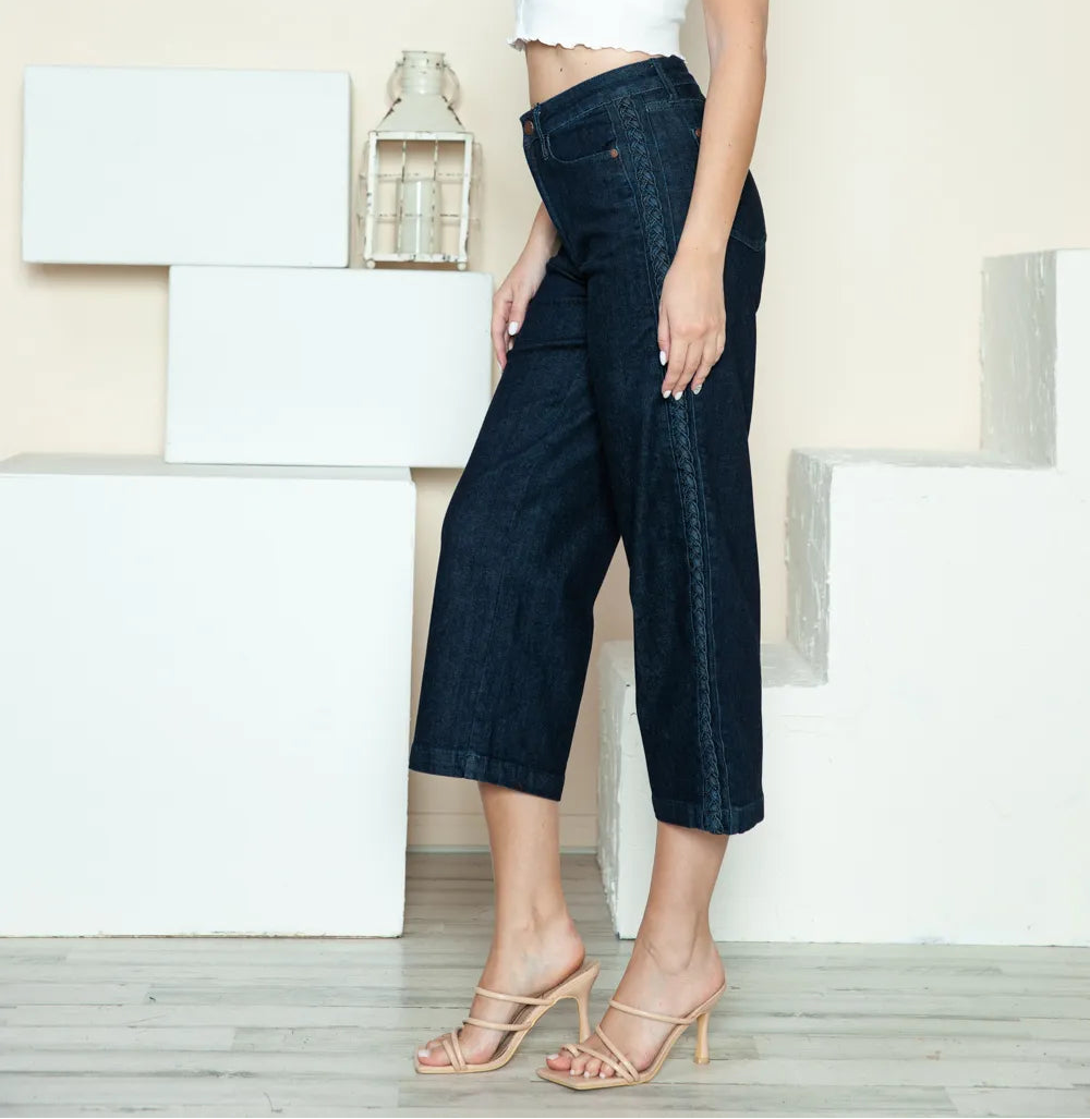 b0741741-8112-410d-9e13-ea1b0e2d1d93-Max