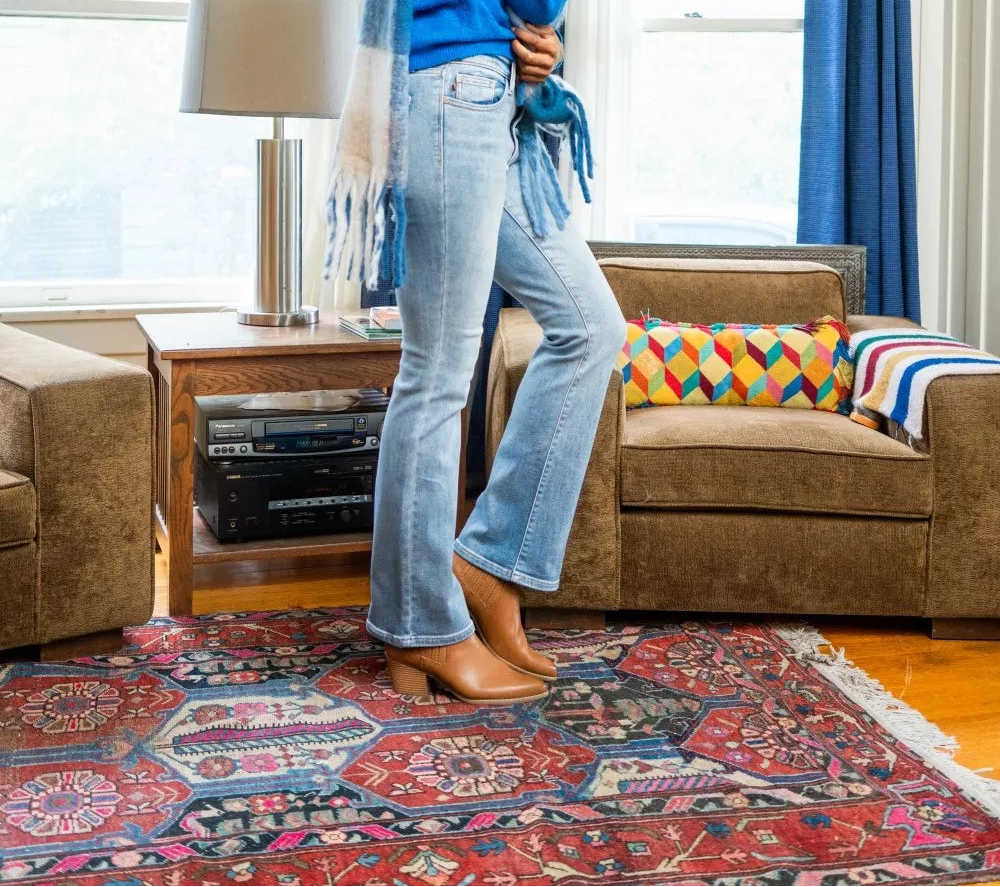 b7e806bd7e0345e7bc1b31568b7ad6dc-Max-Origin